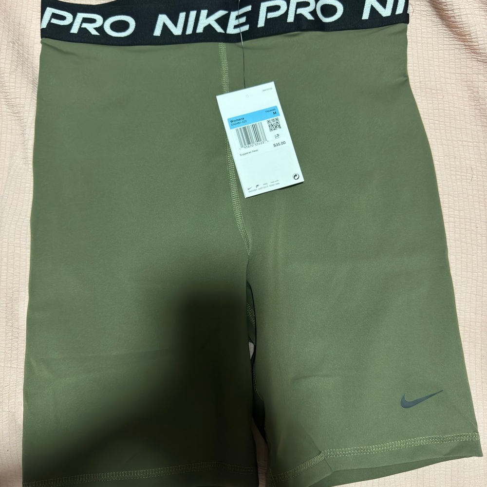 Nike Pro Green Athletic Shorts (NEW)